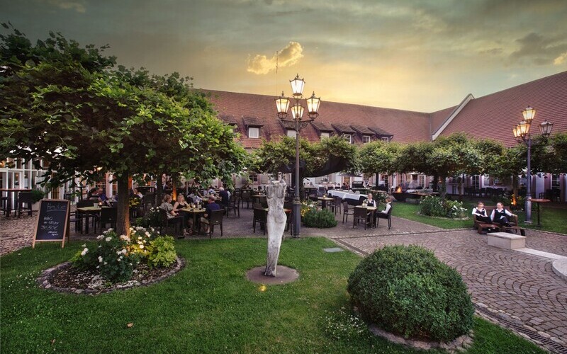 Hotel Schloss Reinach