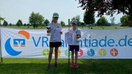 Florentine Liv Lauer und Klara Helbig sind beim Finale der VR-Talentiade Golf mit dabei